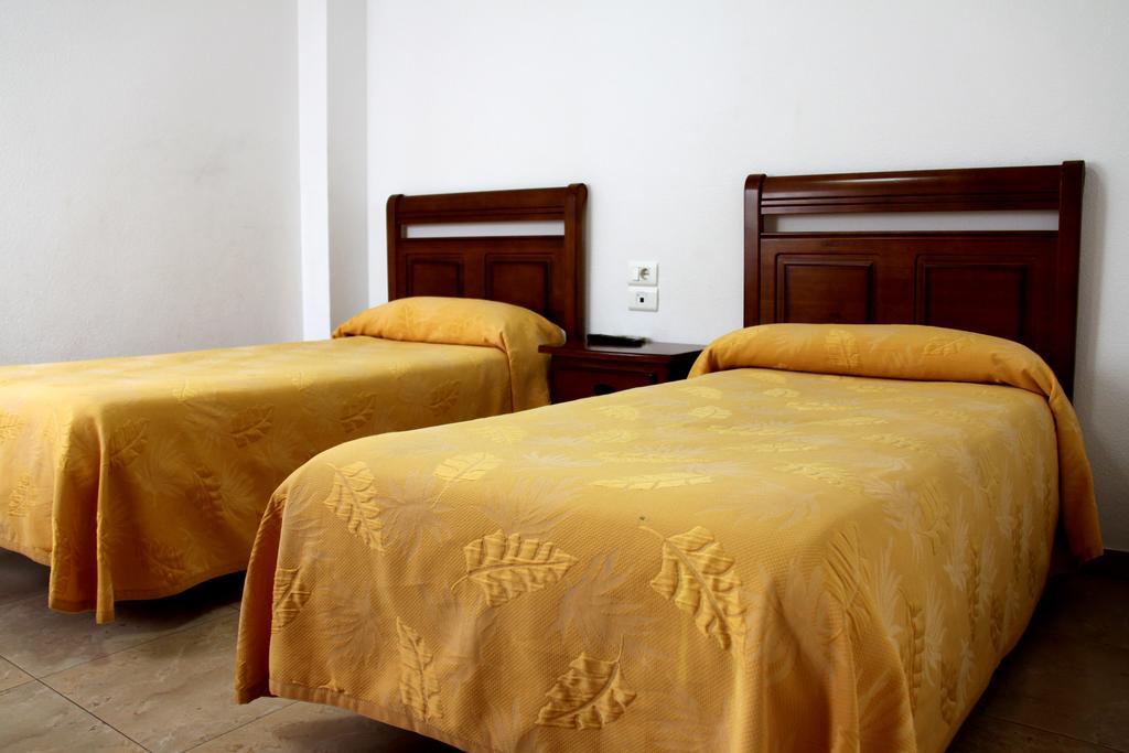 Hostal Restaurante La Masia Vila-real Bilik gambar