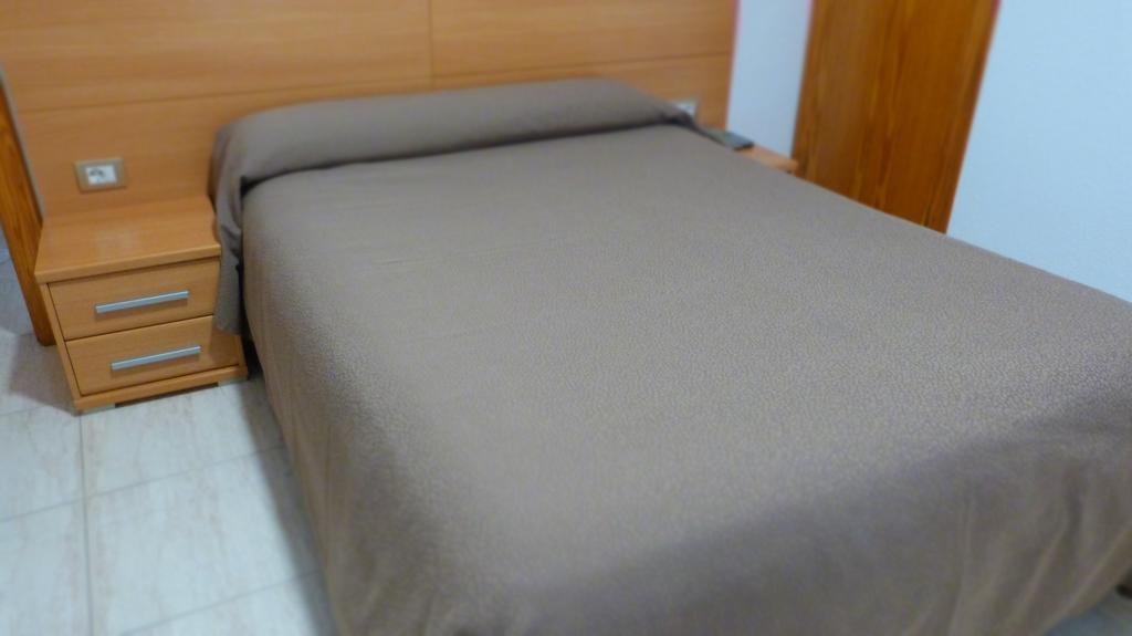 Hostal Restaurante La Masia Vila-real Luaran gambar