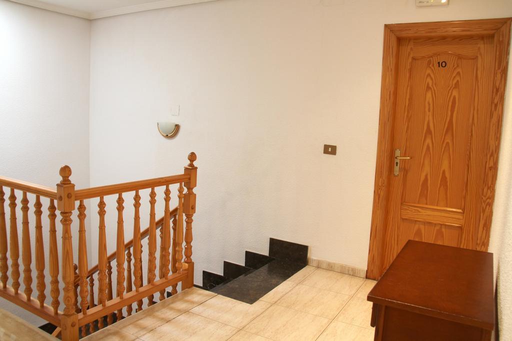 Hostal Restaurante La Masia Vila-real Luaran gambar